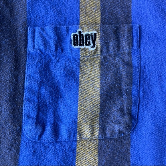 Obey Flannel - Picture 4 of 4